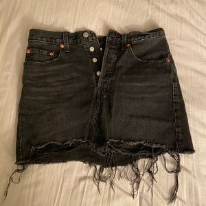 Levi’s Black Denim Skirt